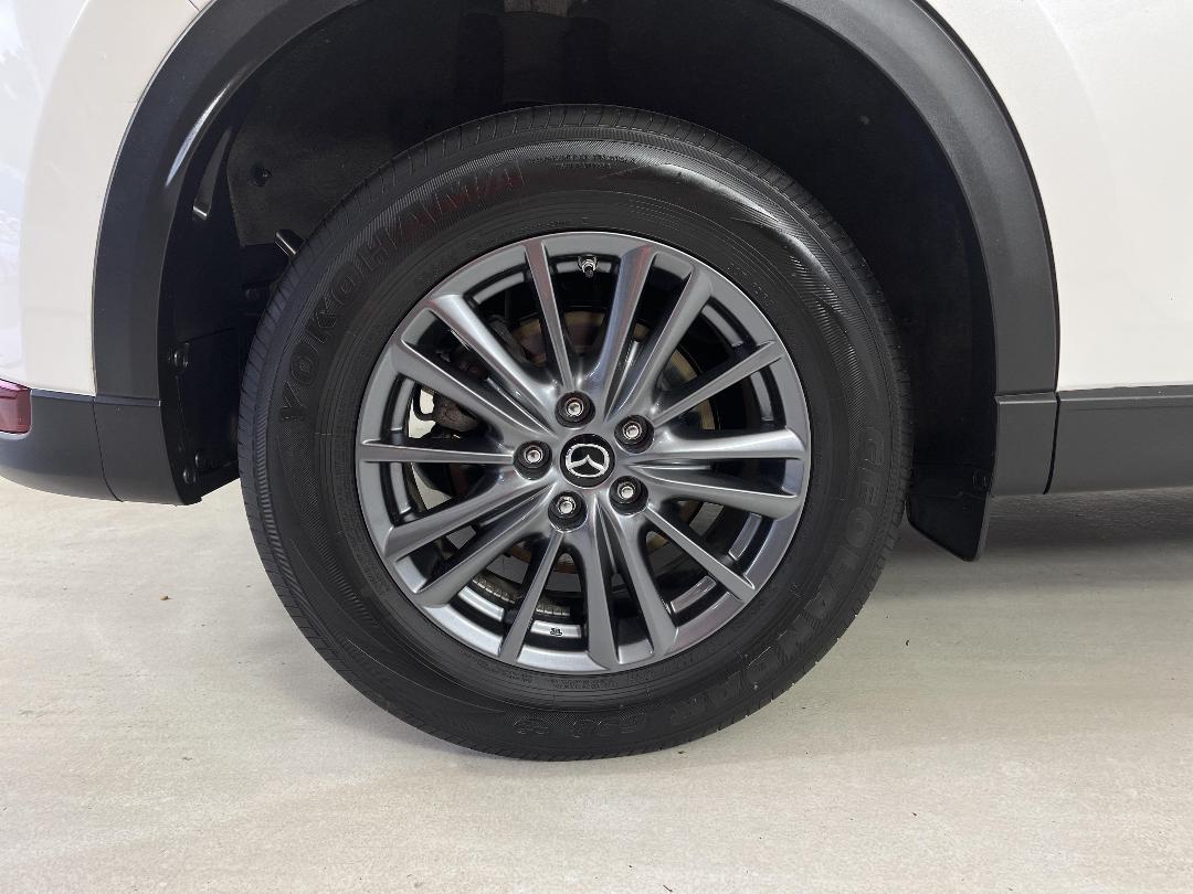 Photo '12' of Mazda CX-5