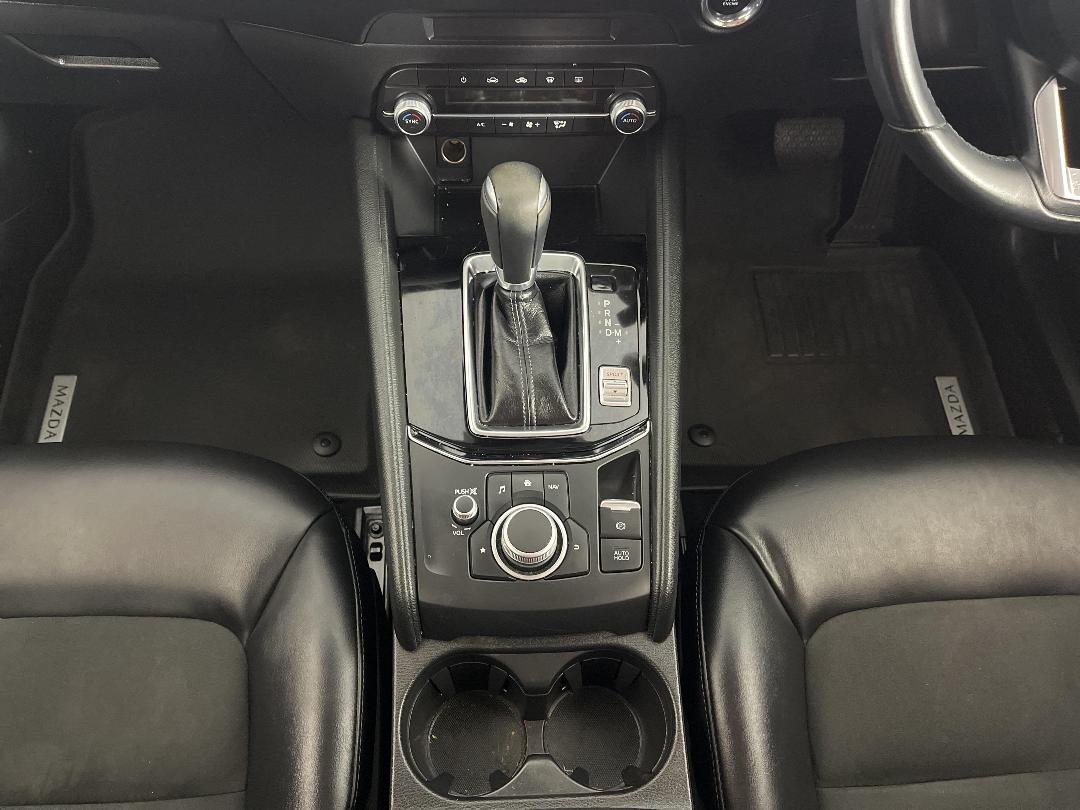 Photo '18' of Mazda CX-5