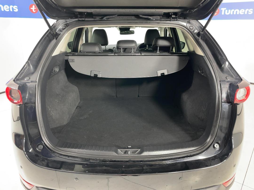 Photo '14' of Mazda CX-5