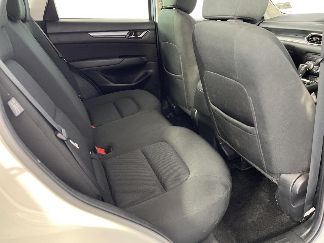 Photo '20' of Mazda CX-5