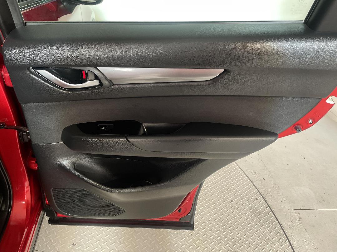 Photo '19' of Mazda CX-5