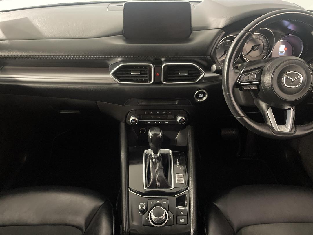 Photo '18' of Mazda CX-5