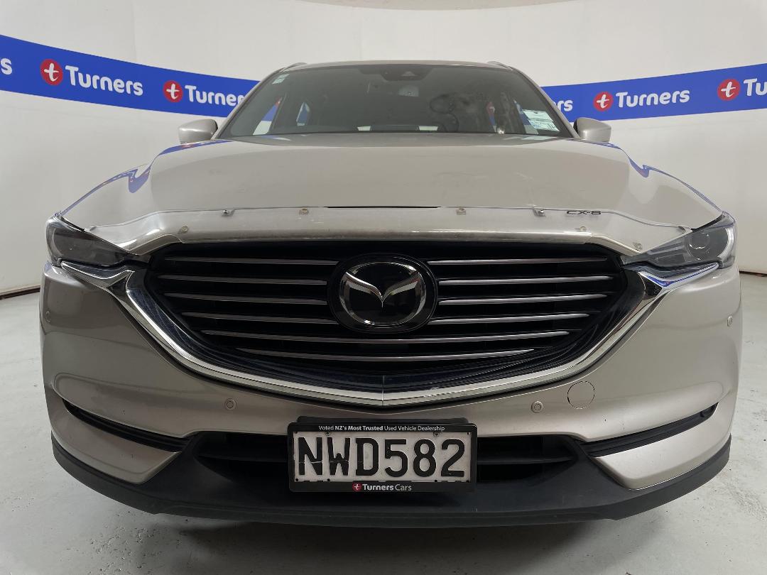 Photo '2' of Mazda CX-8