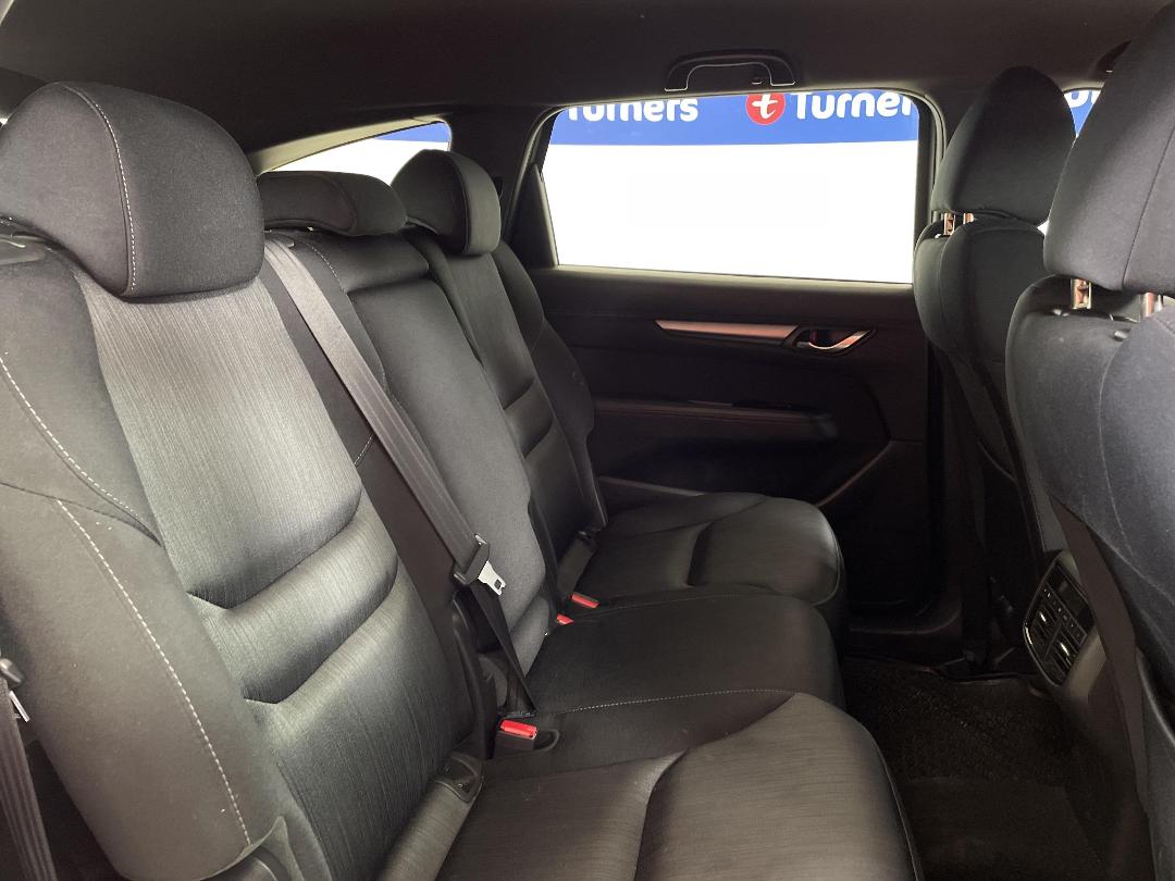 Photo '20' of Mazda CX-8