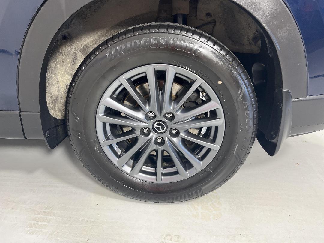 Photo '11' of Mazda CX-8