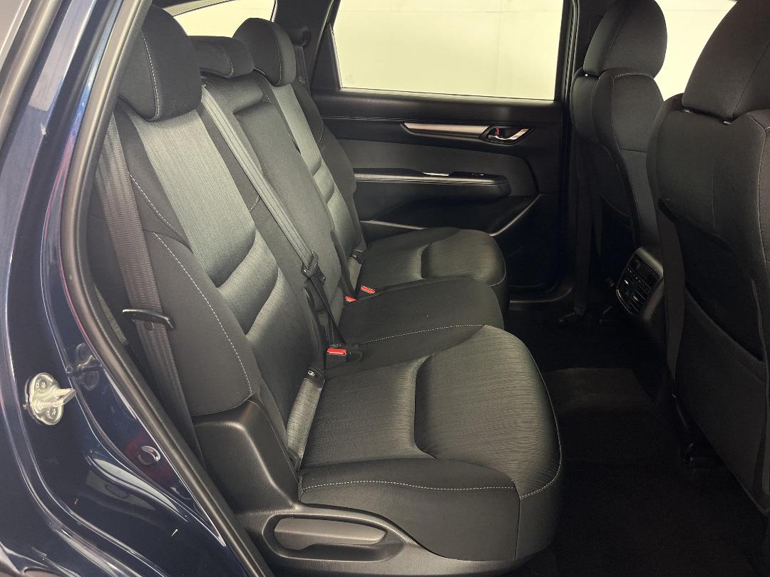 Photo '20' of Mazda CX-8