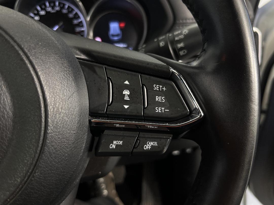 Photo '23' of Mazda CX-8