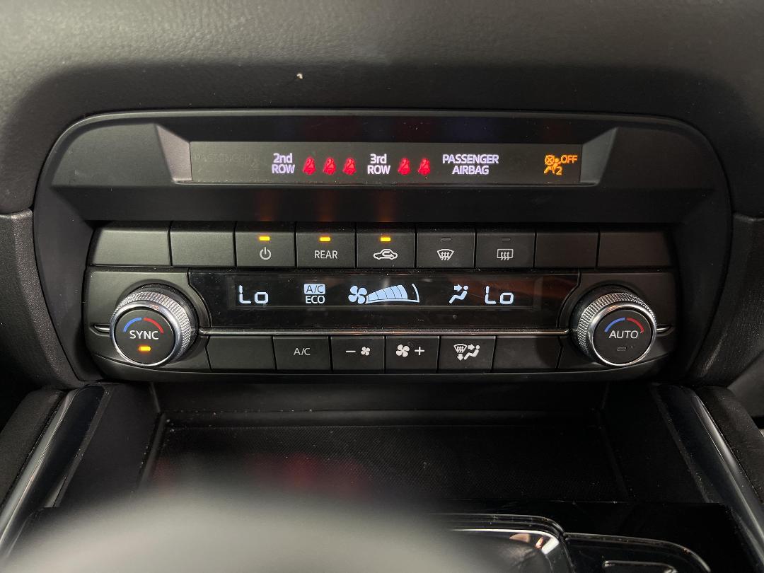 Photo '28' of Mazda CX-8