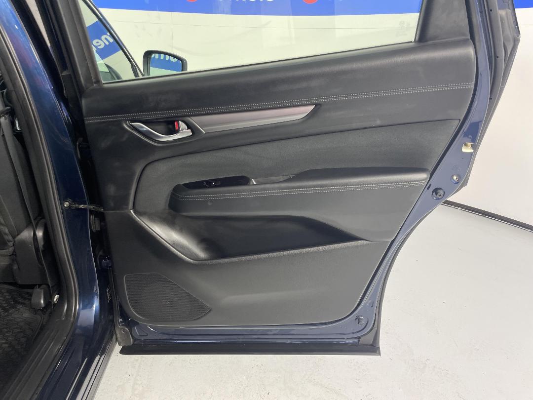 Photo '19' of Mazda CX-8 Photo '19' of Mazda CX-8