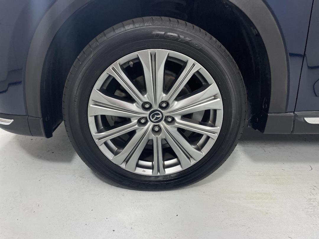 Photo '10' of Mazda CX-8