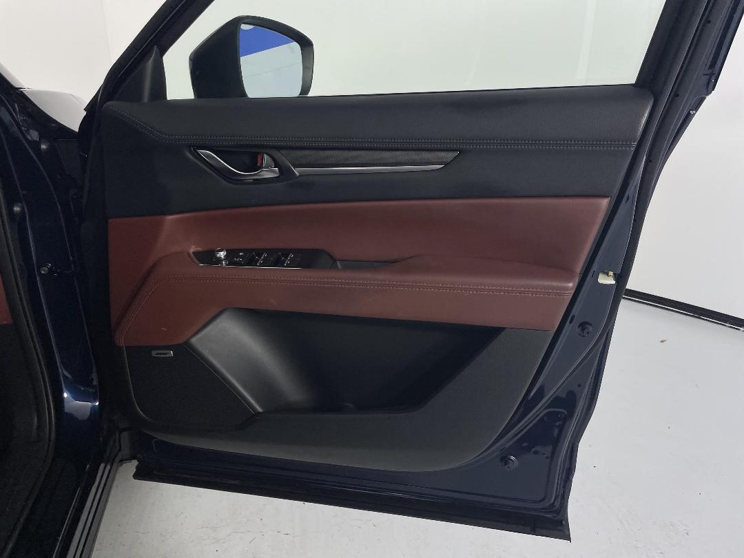 Photo '15' of Mazda CX-8