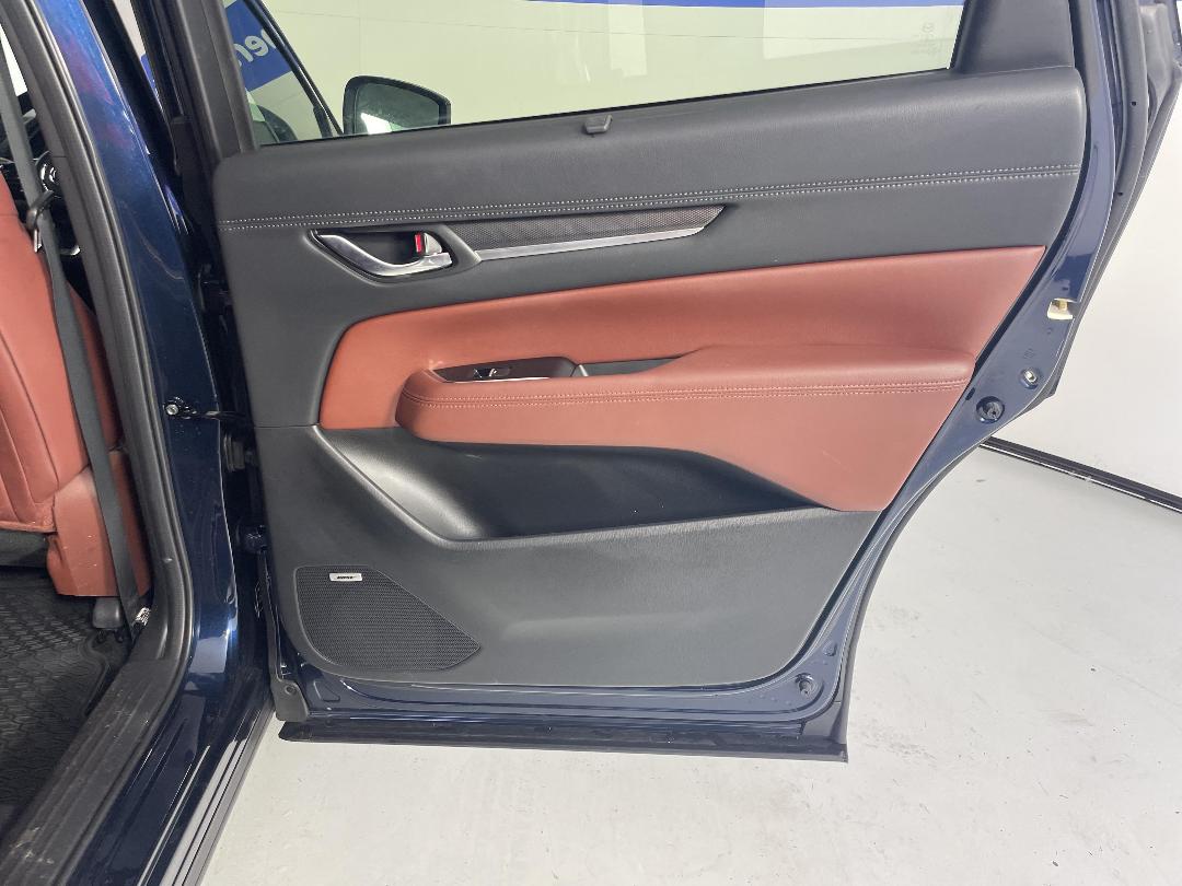 Photo '19' of Mazda CX-8