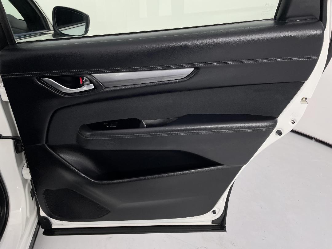 Photo '19' of Mazda CX-8 Photo '19' of Mazda CX-8