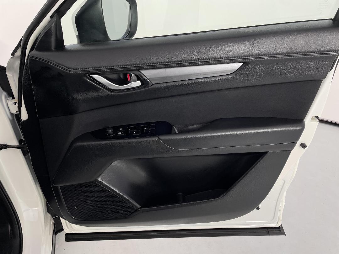 Photo '15' of Mazda CX-8 Photo '15' of Mazda CX-8