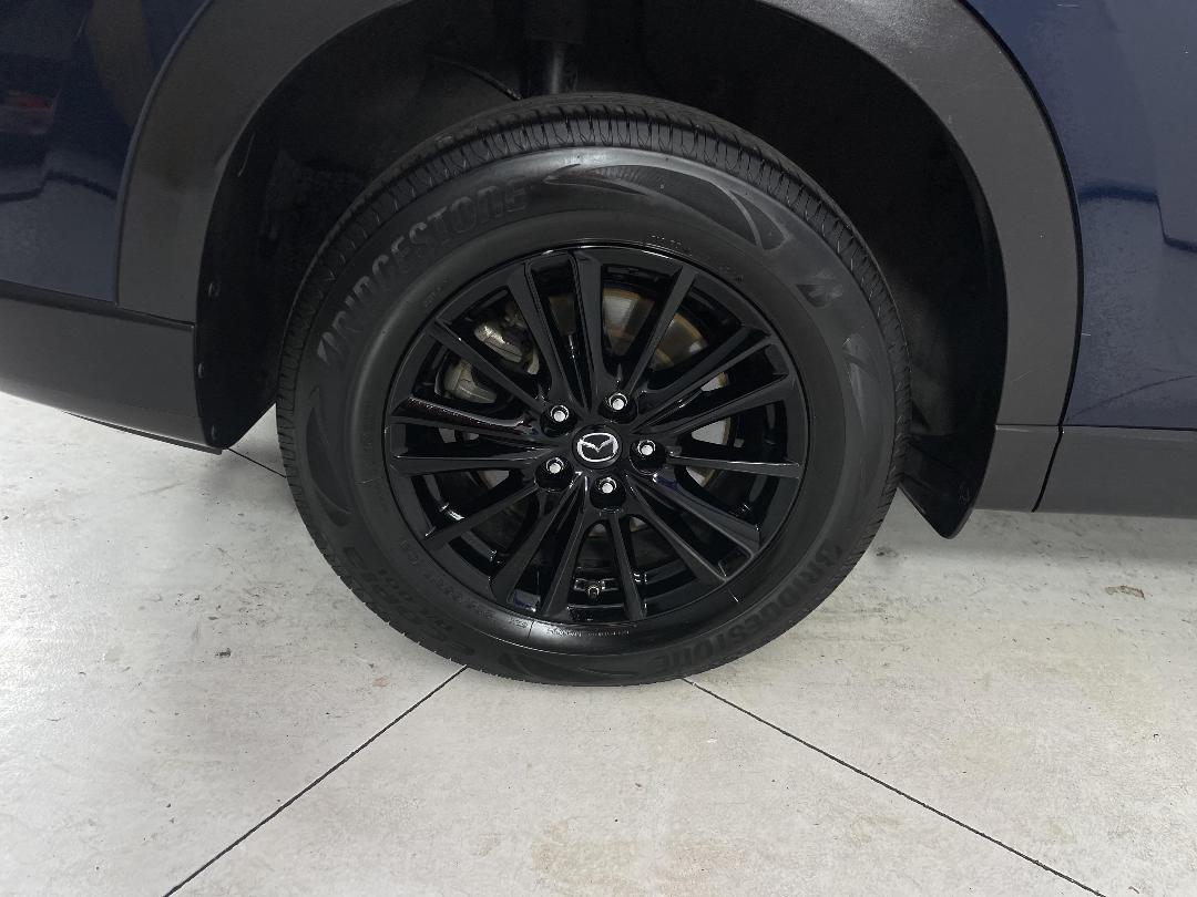 Photo '12' of Mazda CX-8