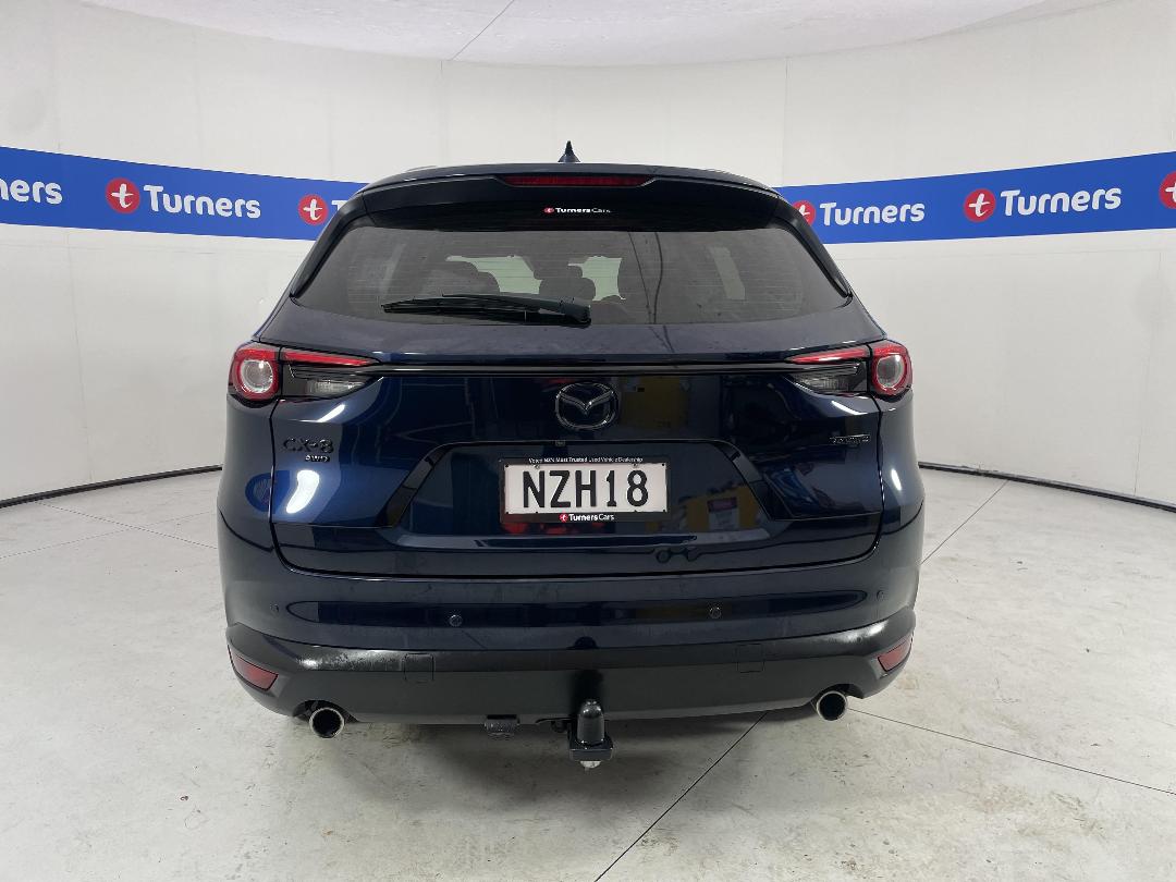 Photo '6' of Mazda CX-8