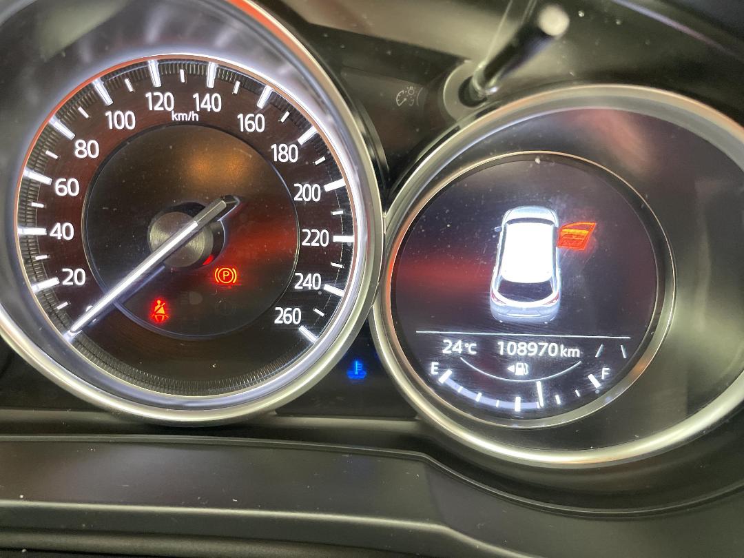 Photo '21' of Mazda CX-8