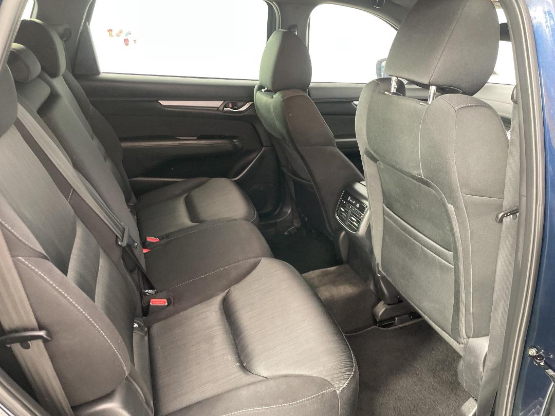 Photo '20' of Mazda CX-8