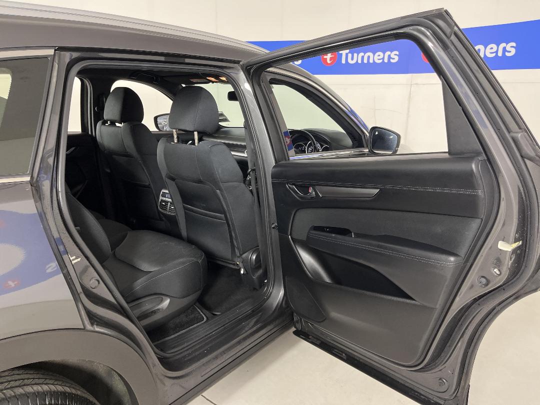 Photo '19' of Mazda CX-8 Photo '19' of Mazda CX-8