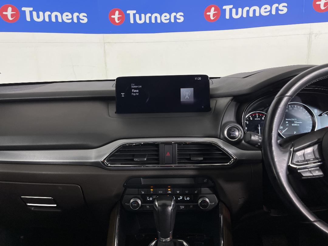 Photo '18' of Mazda CX-9