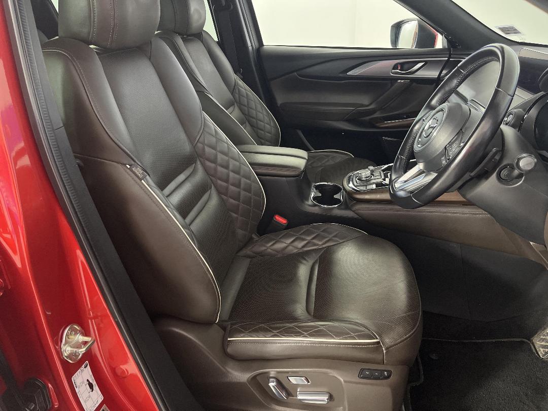 Photo '16' of Mazda CX-9 Photo '16' of Mazda CX-9