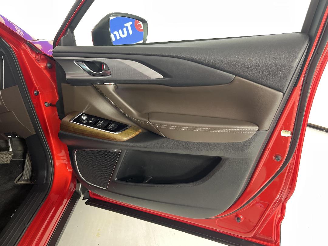 Photo '15' of Mazda CX-9 Photo '15' of Mazda CX-9