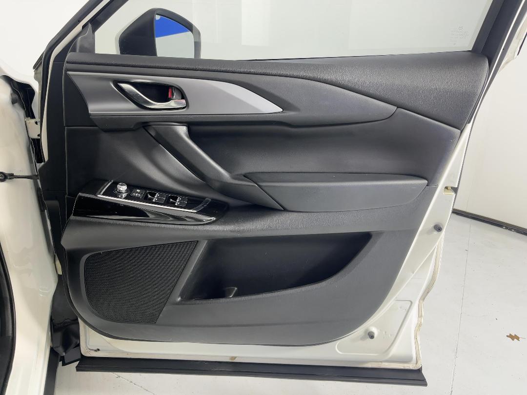 Photo '15' of Mazda CX-9