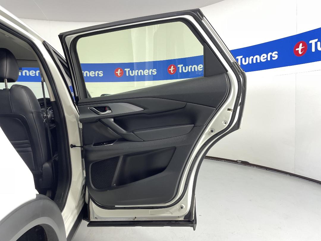 Photo '19' of Mazda CX-9