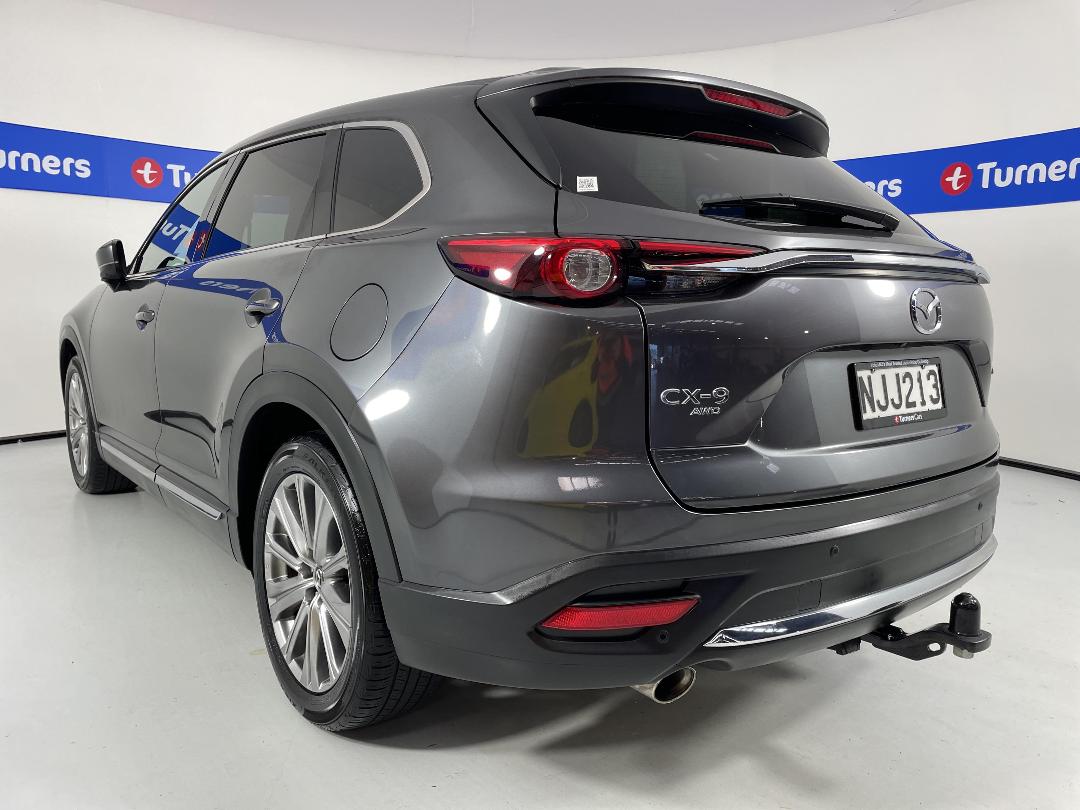 Photo '5' of Mazda CX-9 Photo '5' of Mazda CX-9