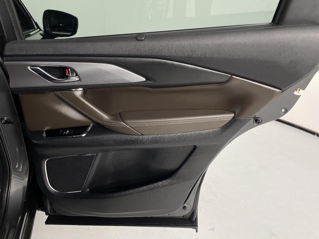 Photo '19' of Mazda CX-9 Photo '19' of Mazda CX-9