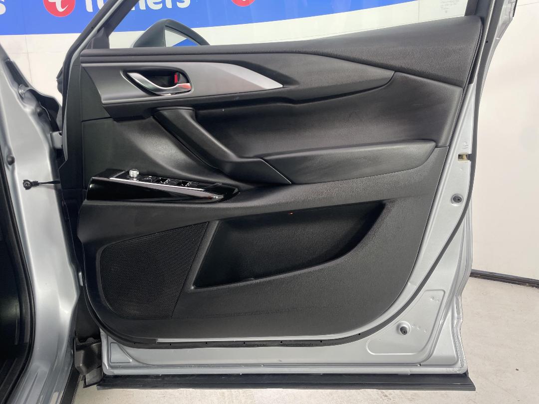 Photo '15' of Mazda CX-9