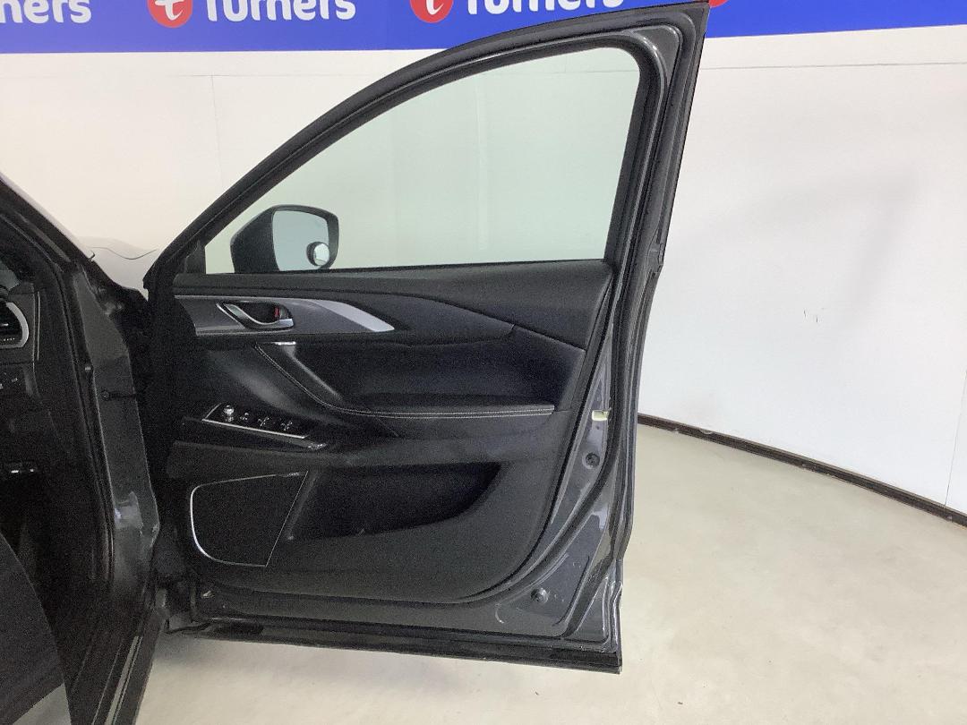 Photo '15' of Mazda CX-9