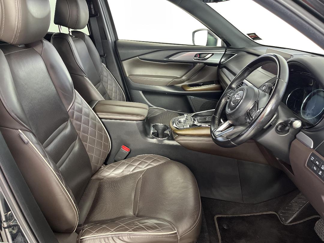 Photo '16' of Mazda CX-9 Photo '16' of Mazda CX-9