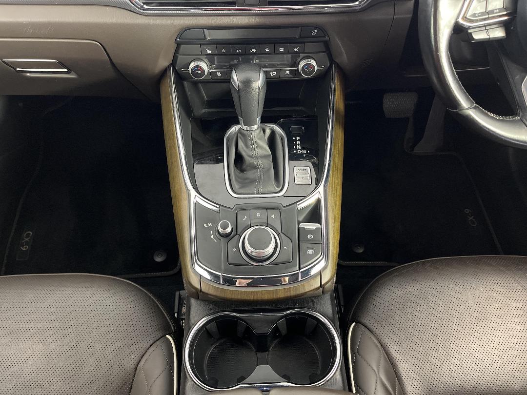 Photo '18' of Mazda CX-9 Photo '18' of Mazda CX-9