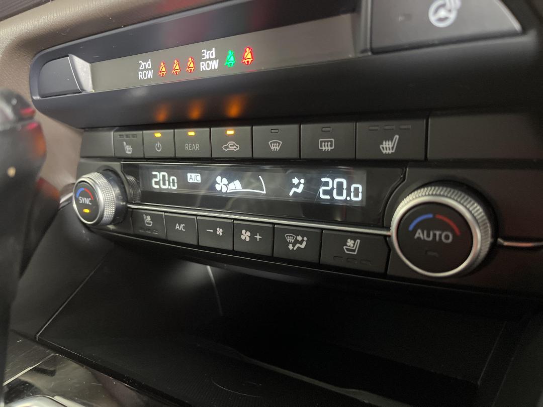 Photo '27' of Mazda CX-9 Photo '27' of Mazda CX-9