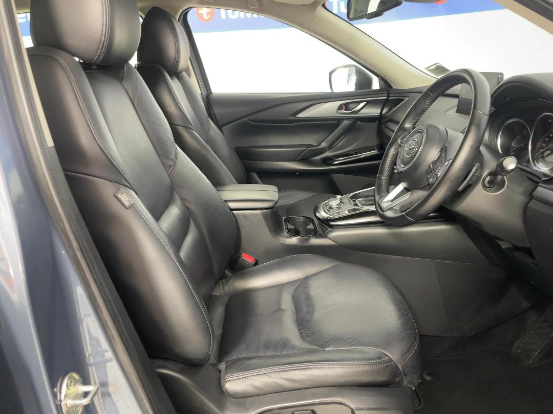 Photo '16' of Mazda CX-9