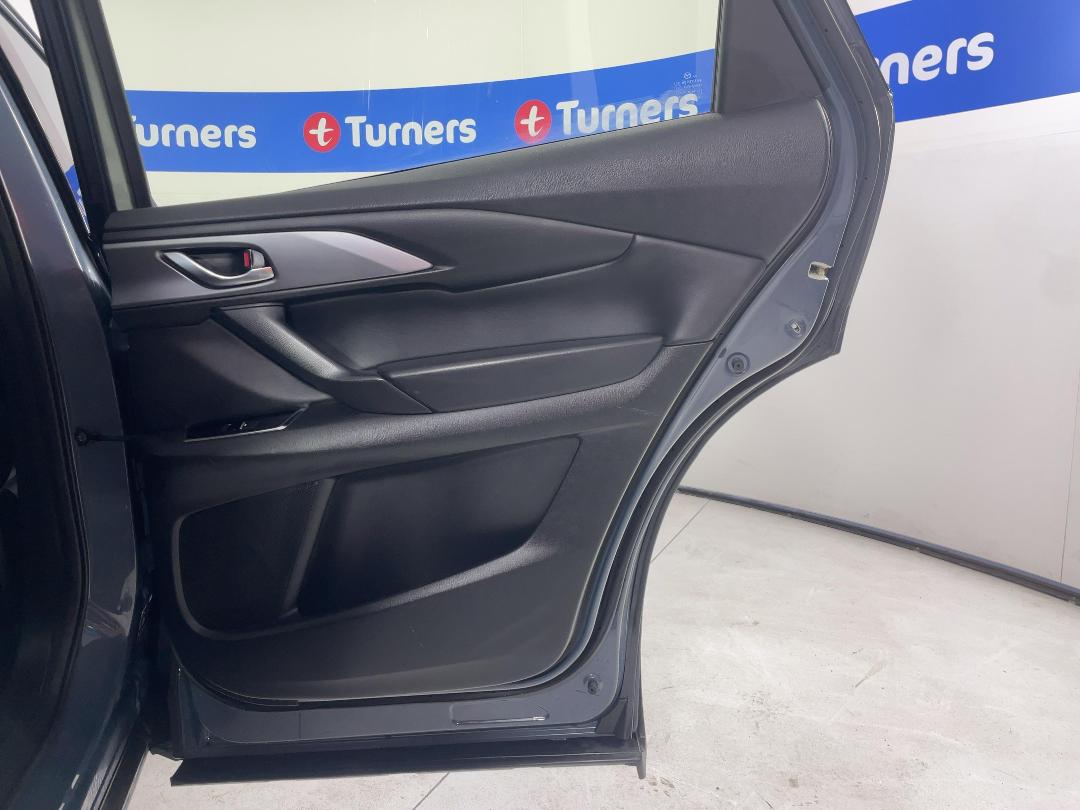 Photo '19' of Mazda CX-9