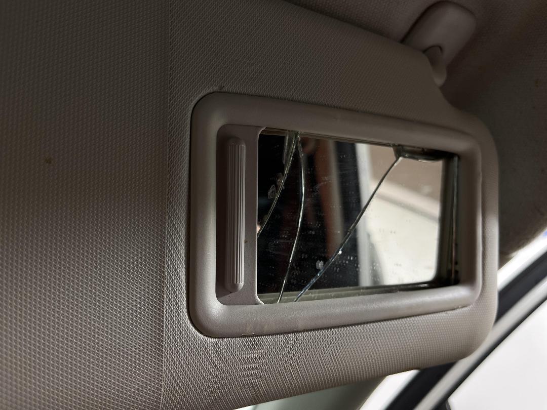 Photo '29' of Mazda Mazda2