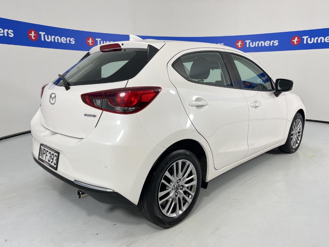 Photo '7' of Mazda Mazda2 Photo '7' of Mazda Mazda2