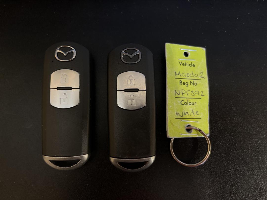 Photo '22' of Mazda Mazda2 Photo '22' of Mazda Mazda2