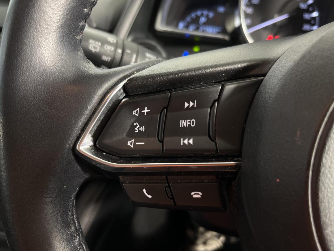 Photo '24' of Mazda Mazda2 Photo '24' of Mazda Mazda2