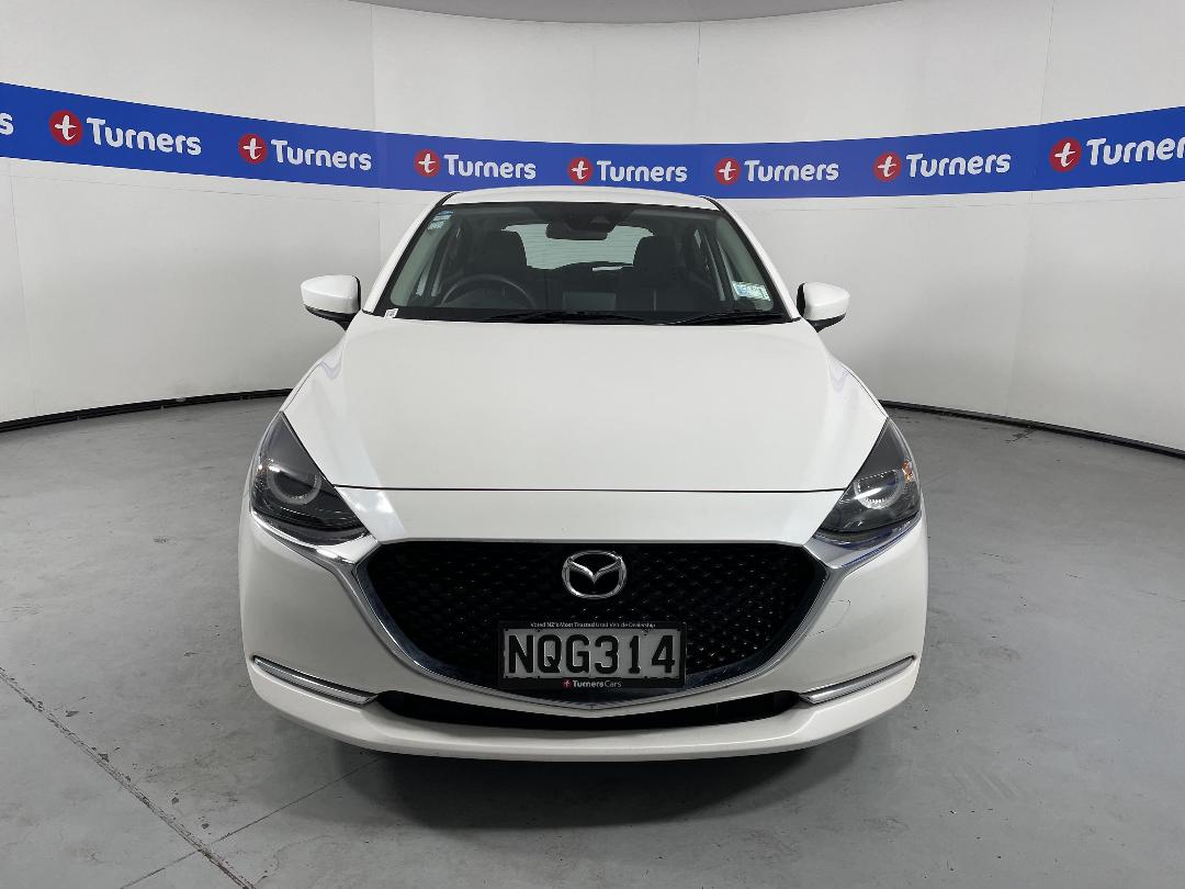 Photo '2' of Mazda Mazda2