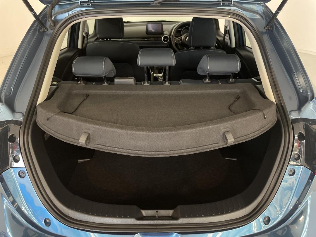 Photo '14' of Mazda Mazda2 Photo '14' of Mazda Mazda2