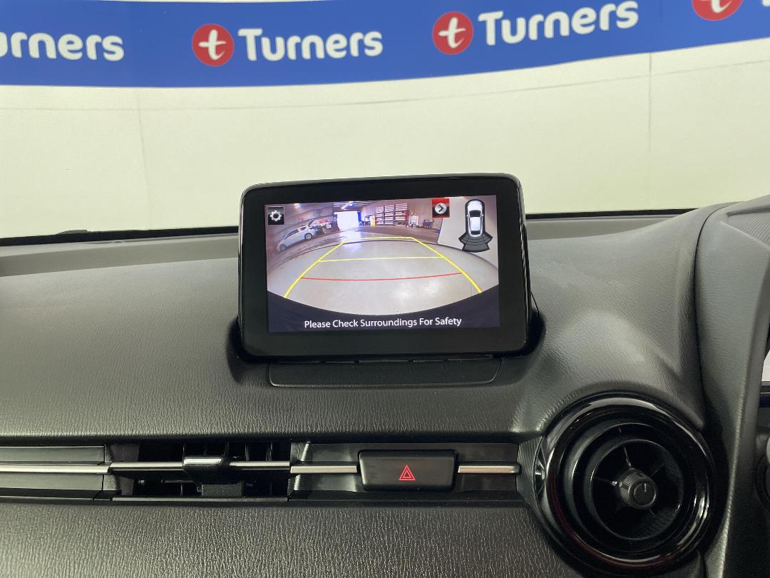 Photo '29' of Mazda Mazda2 Photo '29' of Mazda Mazda2