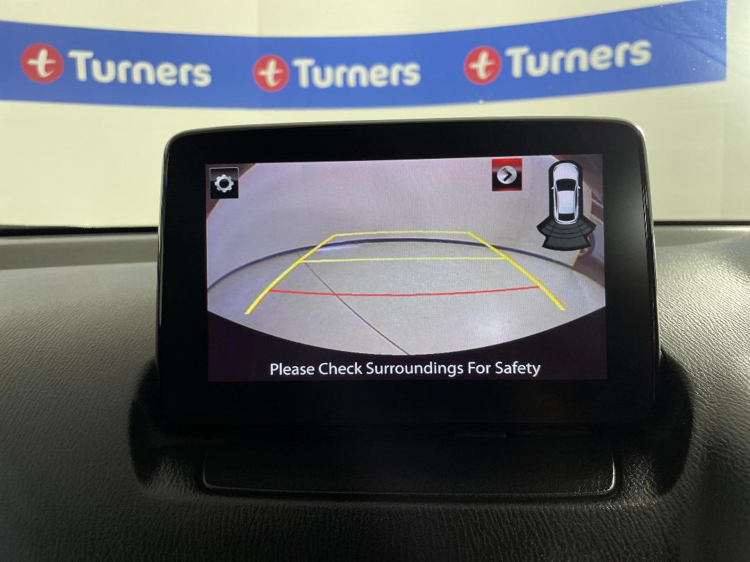 Photo '24' of Mazda Mazda2