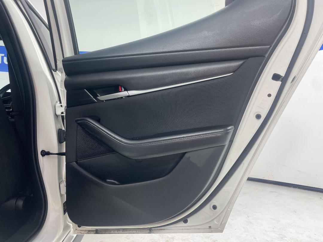 Photo '19' of Mazda Mazda3 Photo '19' of Mazda Mazda3