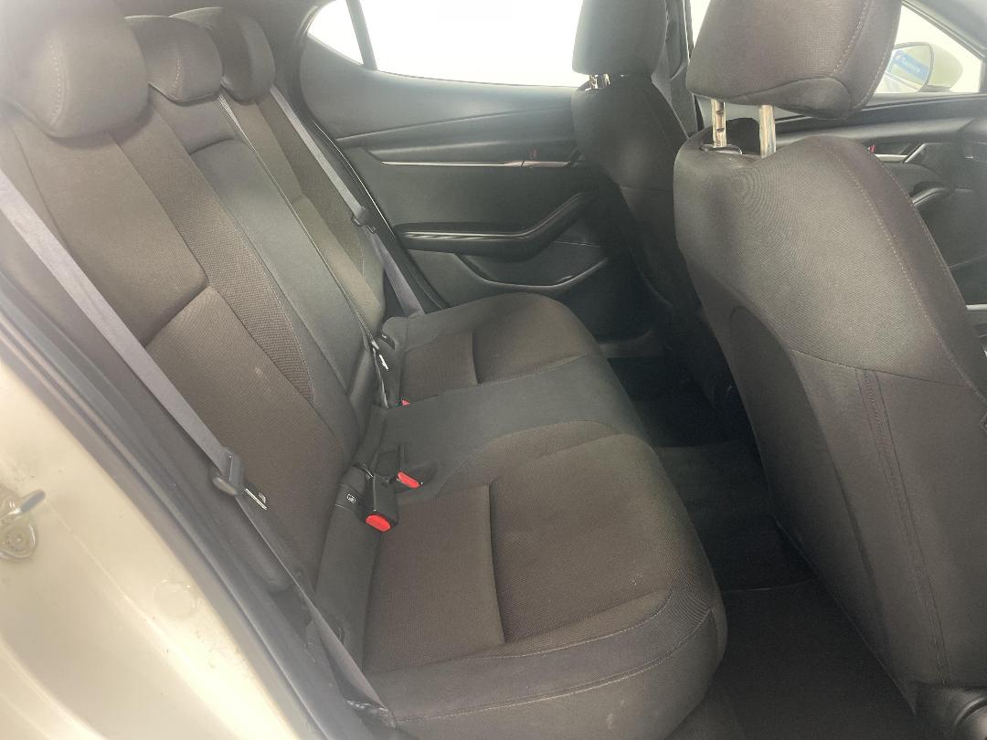 Photo '20' of Mazda Mazda3 Photo '20' of Mazda Mazda3