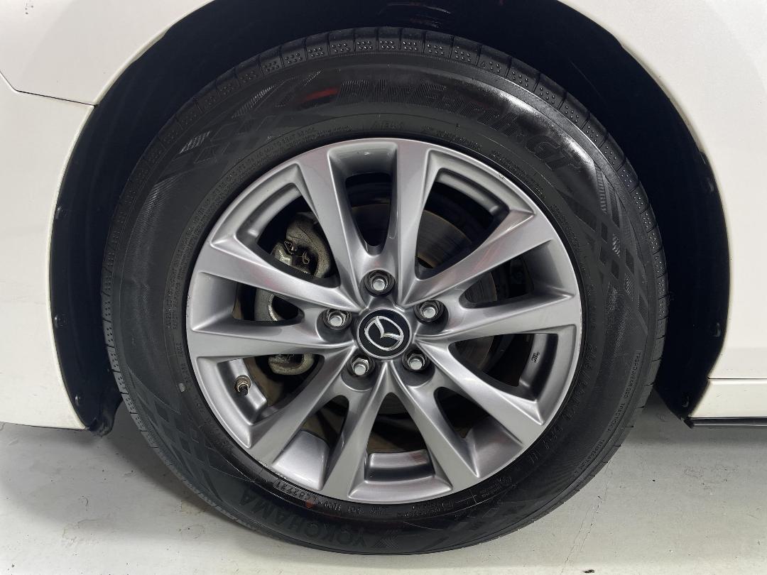 Photo '10' of Mazda Mazda3 Photo '10' of Mazda Mazda3