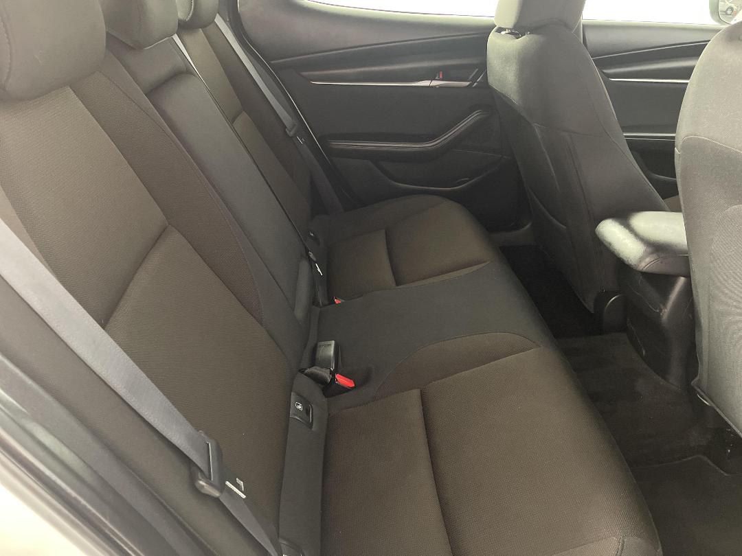 Photo '20' of Mazda Mazda3 Photo '20' of Mazda Mazda3