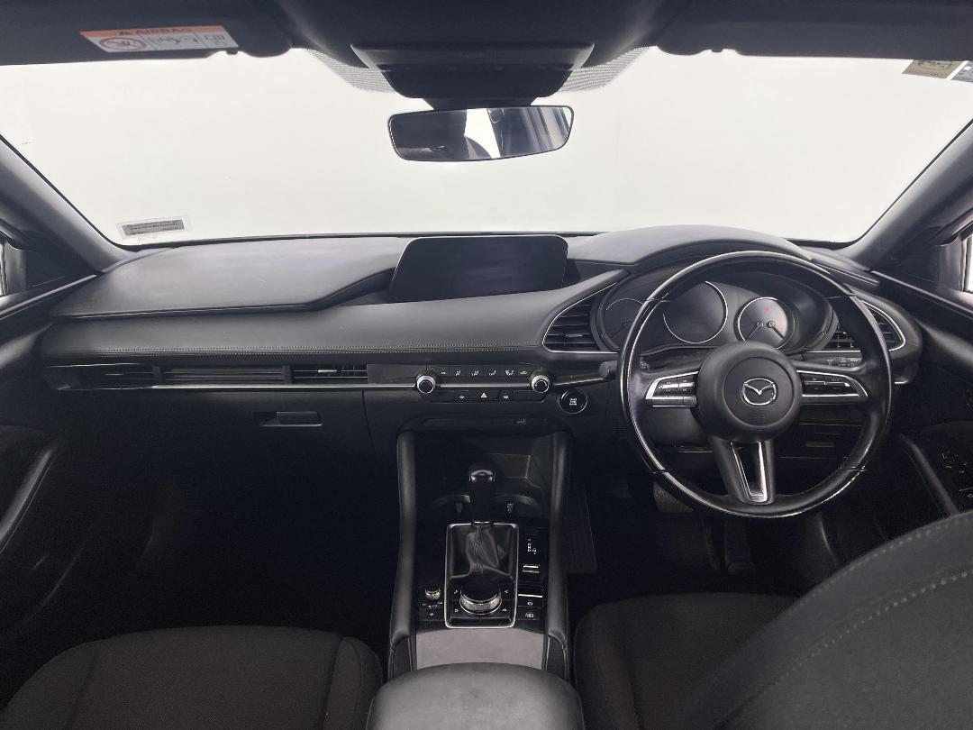 Photo '17' of Mazda Mazda3 Photo '17' of Mazda Mazda3